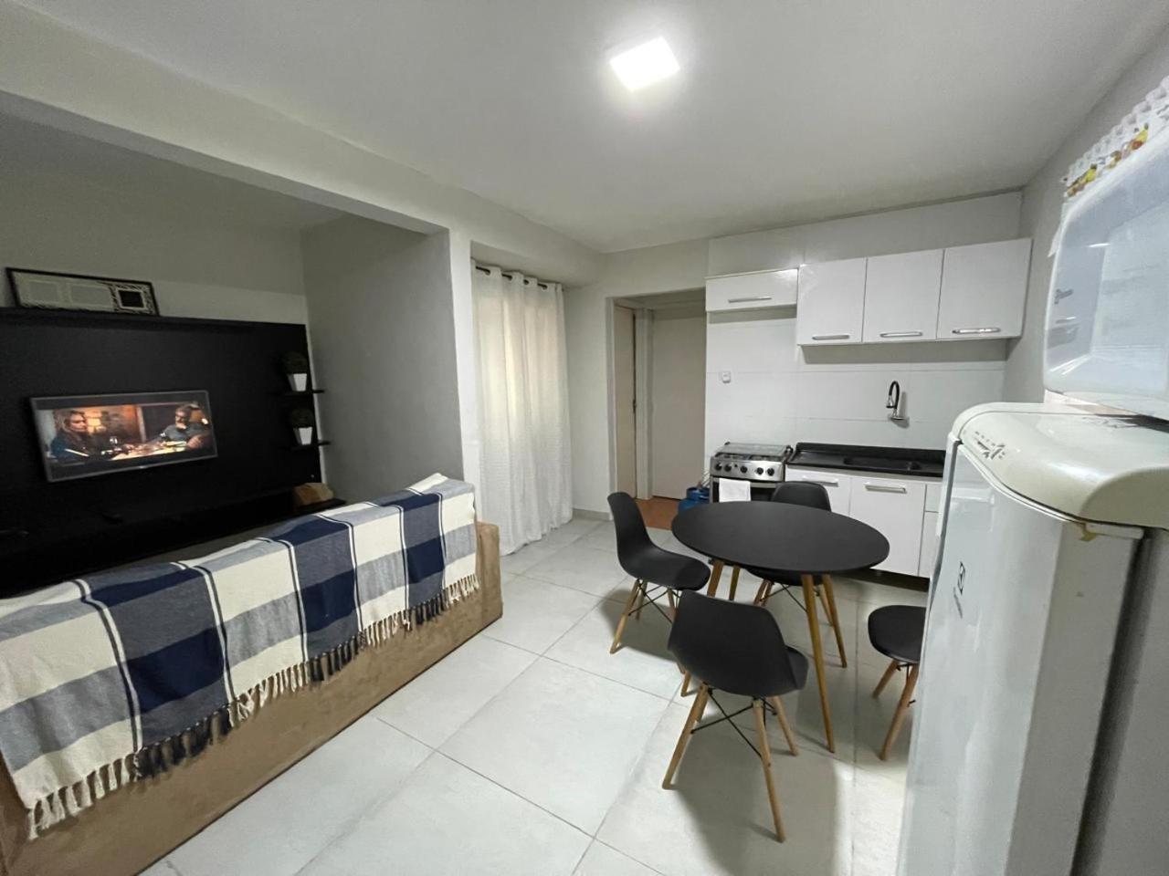 Casa Fundos Eco City 03 Simples E Confortavel Com 2 Quartos E Garagem Apartamento Curitiba
