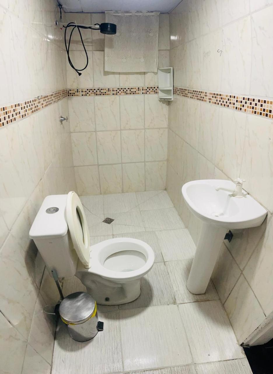 Apartamento Casa Fundos Eco City 03 Simples E Confortavel Com 2 Quartos E Garagem